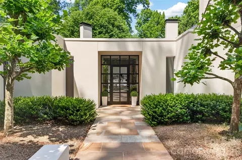 606 Ardrey Cir, Davidson, NC 28036
