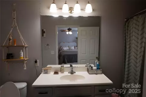 Bath - 309 Irish Downs Dr, Clover, SC 29710 photo 2 of 2