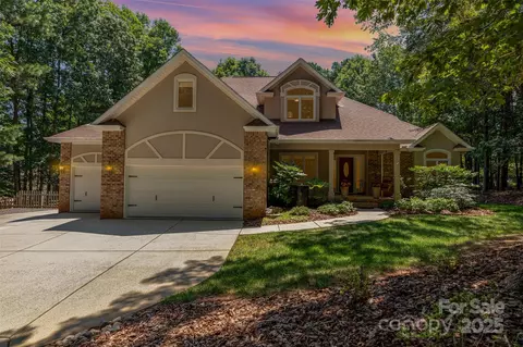 719 Mckendree Rd, Mooresville, NC 28117