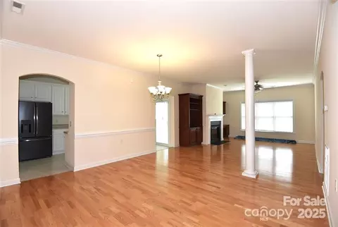 Living - 415 Garner Dr, Salisbury, NC 28146 photo 1 of 2