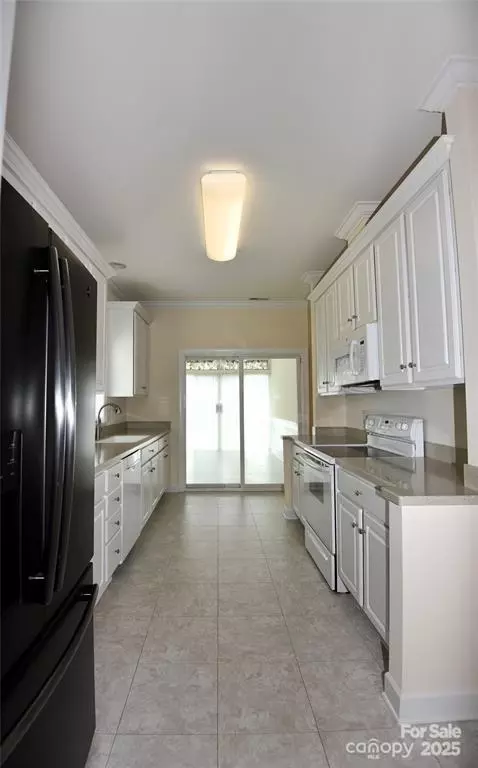 Kitchen - 415 Garner Dr, Salisbury, NC 28146 photo 2 of 2