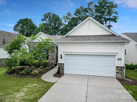 27014 Sanderling Ct, Fort Mill, SC 29707