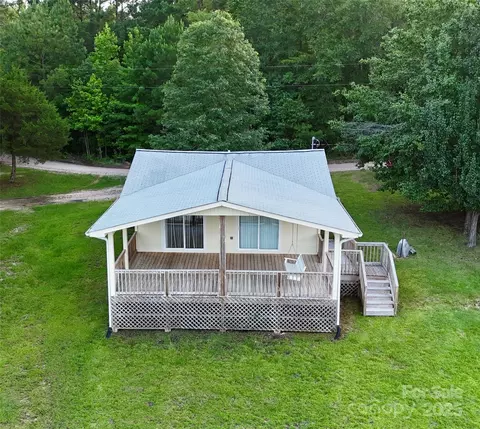 2458 Cottage Ln, Liberty Hill, SC 29074