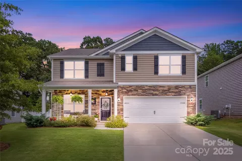 716 Saddlebred Ln, Locust, NC 28097