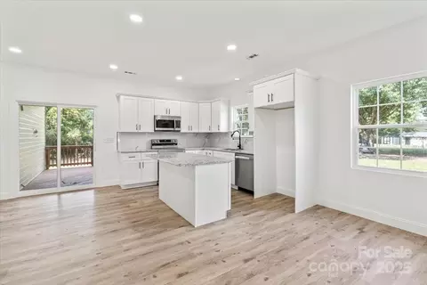 1192 Hampton Grace Ave, Lancaster, SC 29720 photo 6