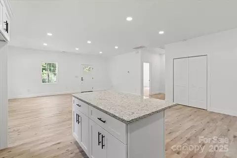 1192 Hampton Grace Ave, Lancaster, SC 29720 photo 5