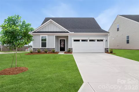 955 Exeter Dr, Sherrills Ford, NC 28673