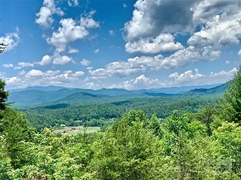 Johns Ridge 163 Parkway #163, Lenoir, NC 28645
