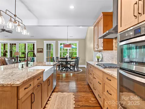 64 Nuthatch Ct, Fairview, NC 28730 photo 14