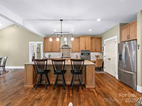 64 Nuthatch Ct, Fairview, NC 28730 photo 13