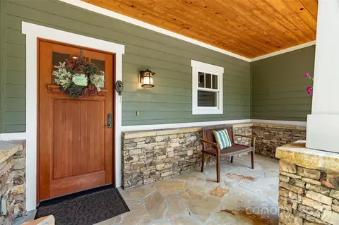 64 Nuthatch Ct, Fairview, NC 28730 photo 9