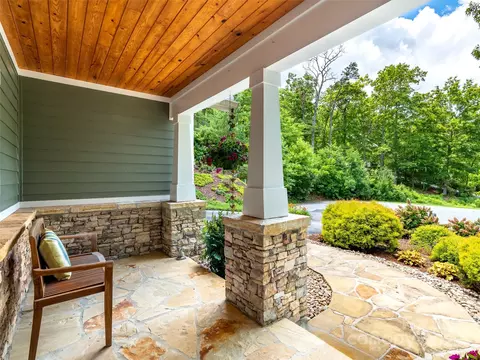 64 Nuthatch Ct, Fairview, NC 28730 photo 10