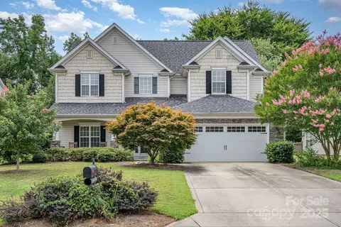 5934 Hickory Hollow Ct, Harrisburg, NC 28075