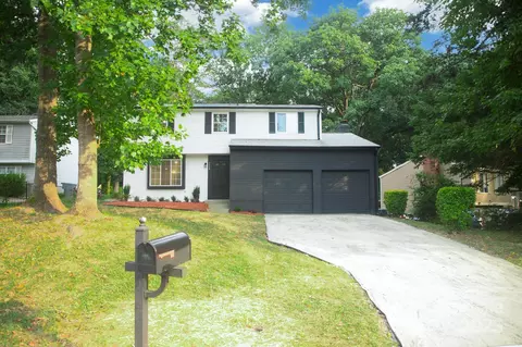 3220 Winchelsea Dr, Charlotte, NC 28212