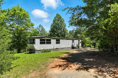1671 Ridgeline Dr, Morganton, NC 28655 photo 3