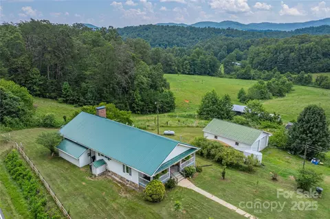 1304 Souther Rd, Old Fort, NC 28762