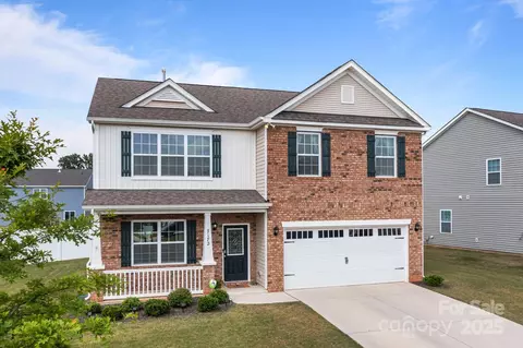 7172 Teague Dr, Gastonia, NC 28056
