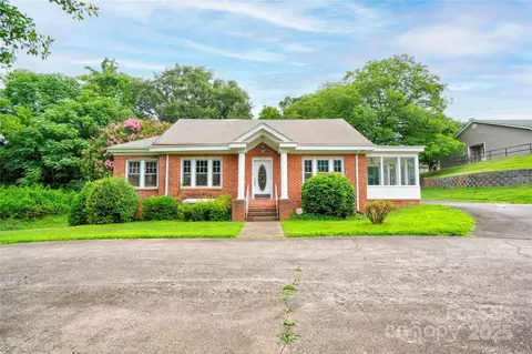1407 E Marion St, Shelby, NC 28150