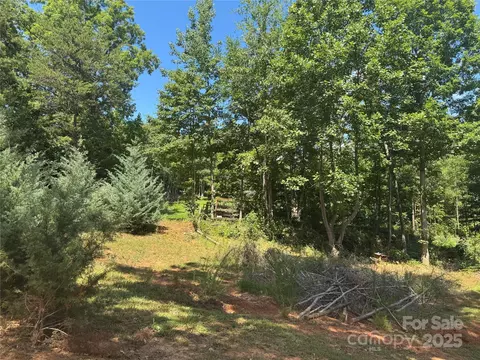 301 Gorrell St, Shelby, NC 28152 photo 2