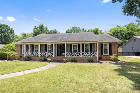 5006 Crooked Oak Ln, Charlotte, NC 28226