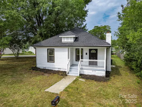 501 N Apple 103 St #103, Gastonia, NC 28054