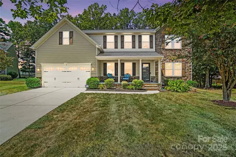 2237 Knocktree Dr, Indian Trail, NC 28079