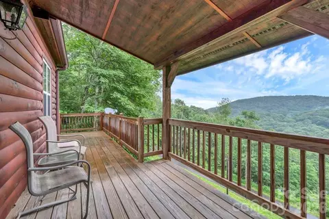 507 Appletree Dr, Newland, NC 28657
