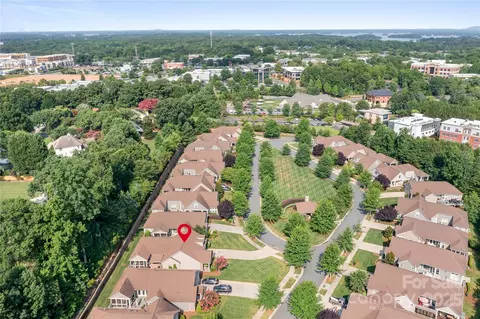 View/Area - 19403 Greentree Way, Cornelius, NC 28031 photo 2 of 4