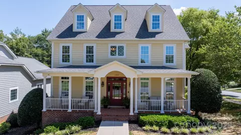 1902 4th Street Nw Ct NW, Hickory, NC 28601