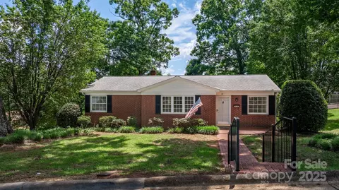 43 Forest Ave, Granite Falls, NC 28630