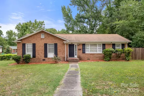 2121 Milton Rd, Charlotte, NC 28215