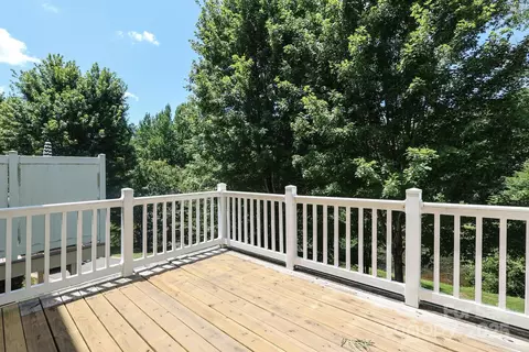 Exterior - 729 Naramore St, Davidson, NC 28036 photo 1 of 3