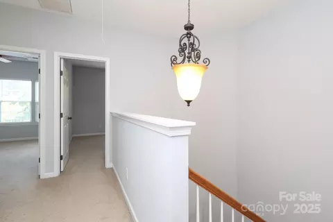 Entry Way - 729 Naramore St, Davidson, NC 28036 photo 2 of 3