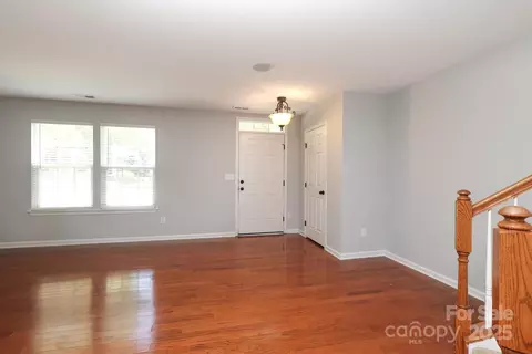 Living - 729 Naramore St, Davidson, NC 28036 photo 8 of 13