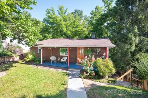 23 Shadowlawn Dr, Asheville, NC 28806