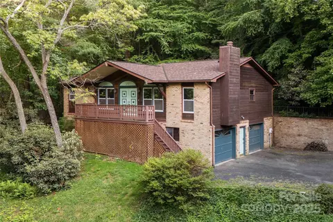 232 Stone Brook Dr, Hendersonville, NC 28791