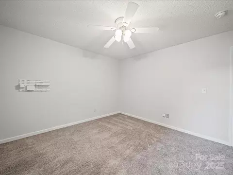 Bedroom - 38009 Porter Rd, Albemarle, NC 28001 photo 10 of 10