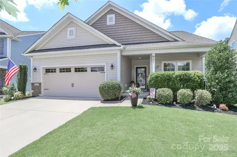 201 Fesperman Cir, Troutman, NC 28166