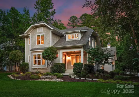 483 Stonemarker Rd, Mooresville, NC 28117