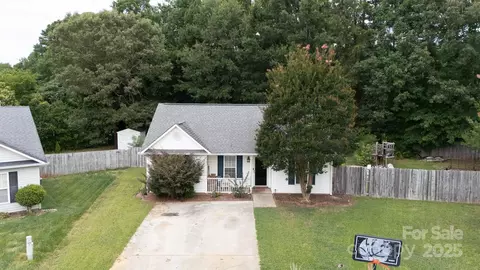 2260 Nuthatch Dr, Rock Hill, SC 29732