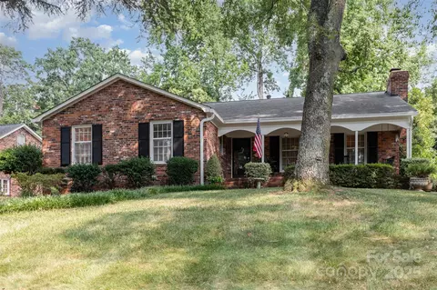 520 Moncure Dr, Charlotte, NC 28209