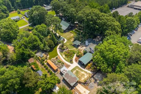 9032 Boyd Dr, Matthews, NC 28105