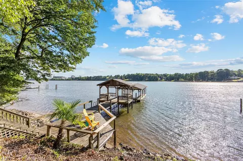 3324 Sadler Rd, Charlotte, NC 28278