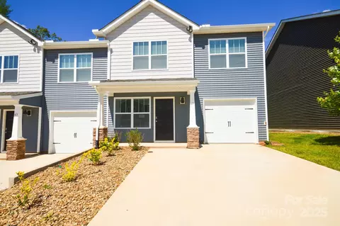 61 Cain Hollow Way, Asheville, NC 28806