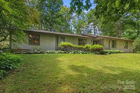 6 Brook Forest Dr, Arden, NC 28704