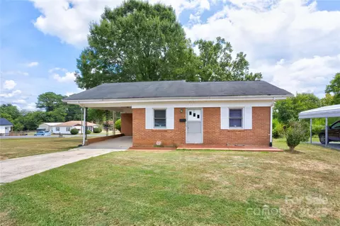 212 Elgin Ne Dr NE, Concord, NC 28025
