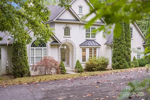 45 Brown Bear Ridge Trl, Zirconia, NC 28790