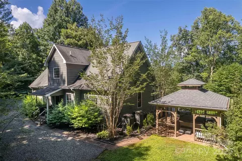 533 Safari Dr, Sylva, NC 28779 photo 3