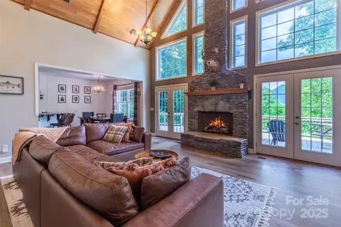 533 Safari Dr, Sylva, NC 28779 photo 10