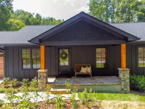 22 Crossing Ln, Sylva, NC 28779 photo 6